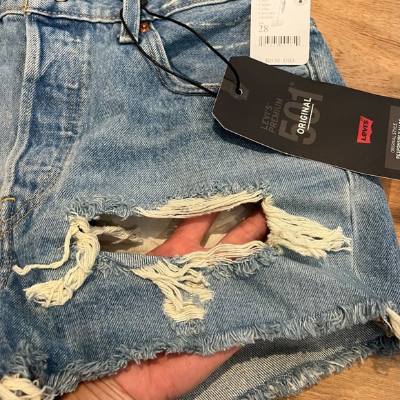 New Levi's 501 High Rise Short in Faultline Distressed Size 28 - Picture 12 of 15